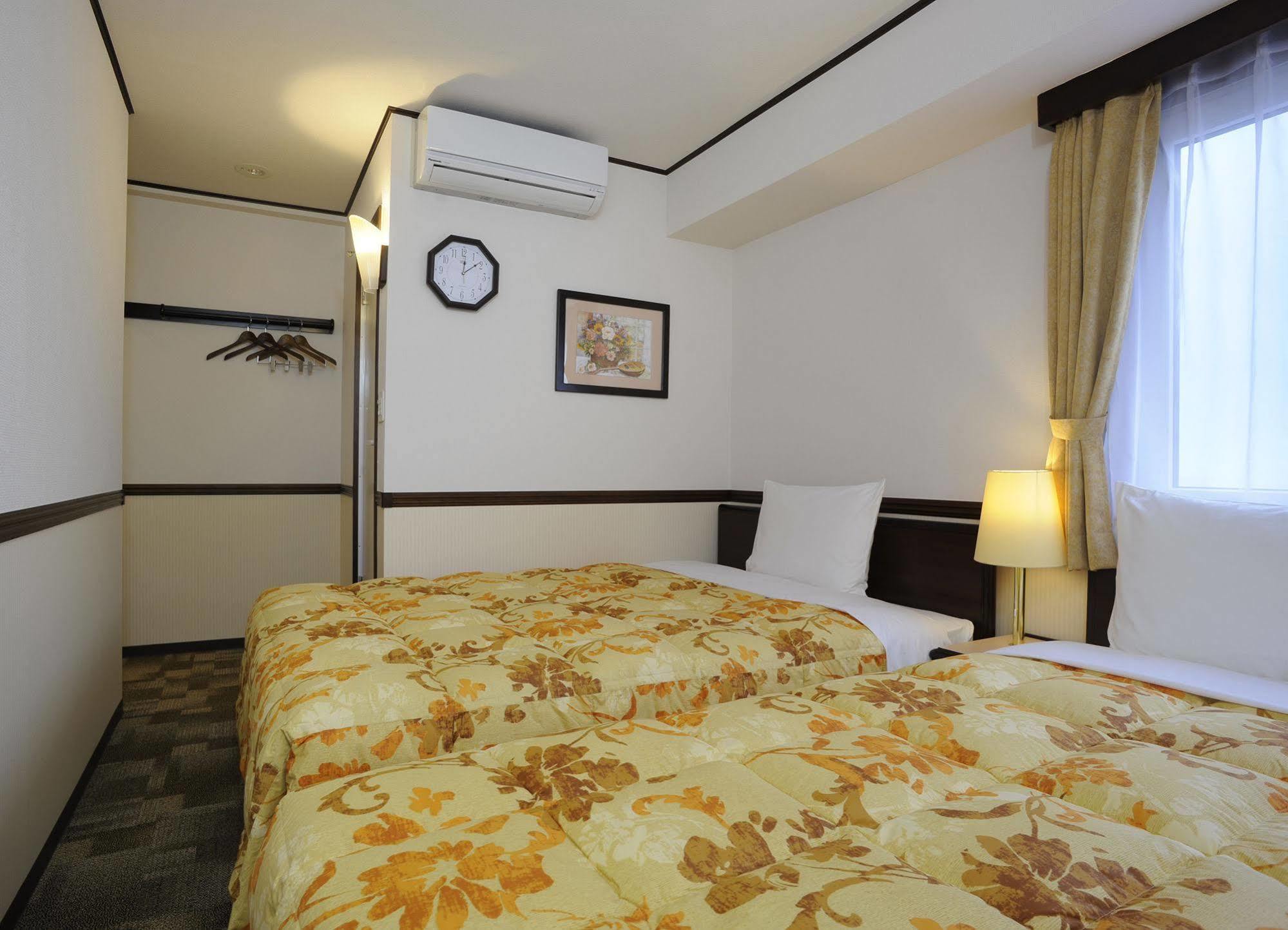 Toyoko Inn Tokyo Akigawa-Eki Kita-Guchi Akiruno Exteriér fotografie